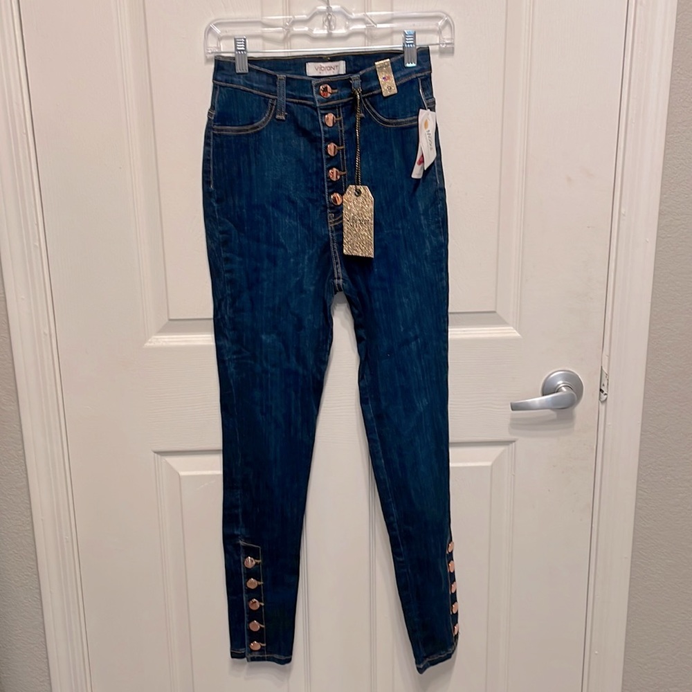 Vibrant M.I.U skinny jeans with gold buttons